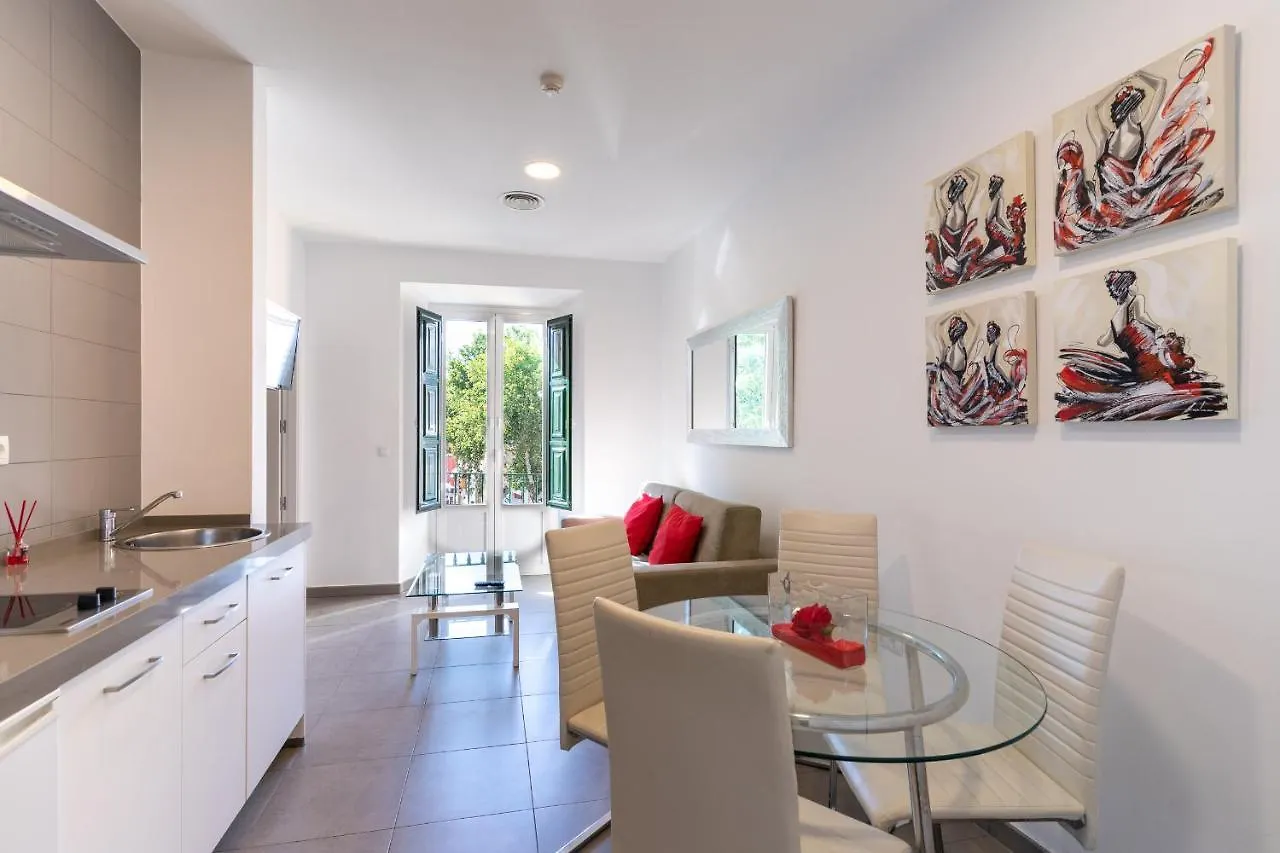 Apartment Reservaloen Terrazas De La Catedral Sevilla Spanien