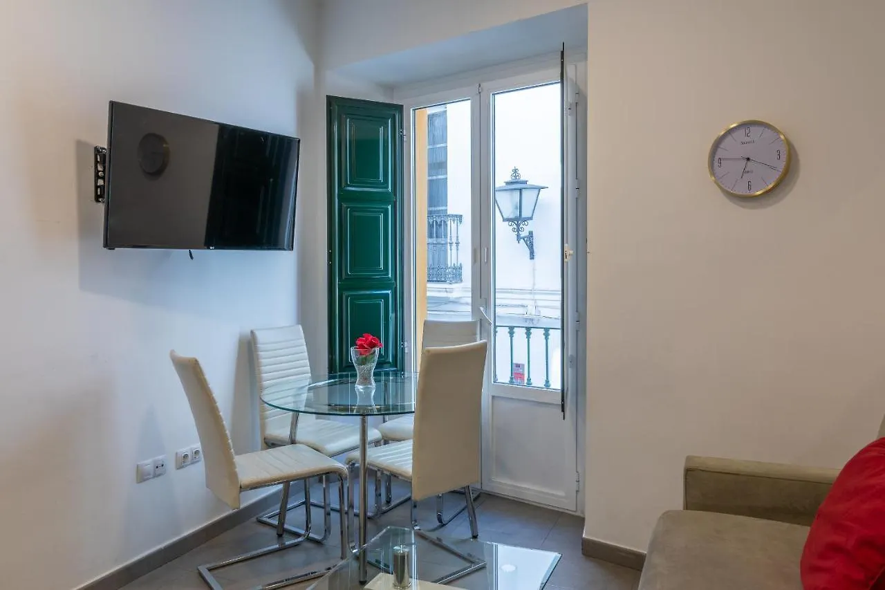Apartment Reservaloen Terrazas De La Catedral Sevilla Spanien