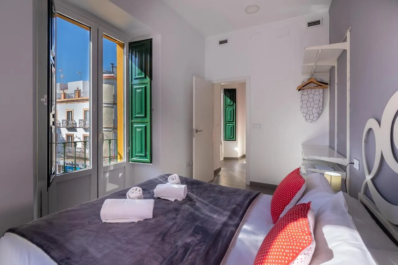Apartment Reservaloen Terrazas De La Catedral Sevilla Spanien